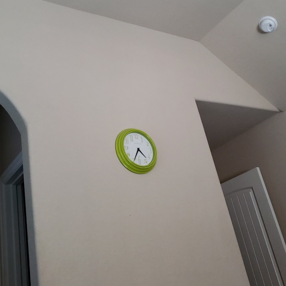 Clock - Picture 3 of 3